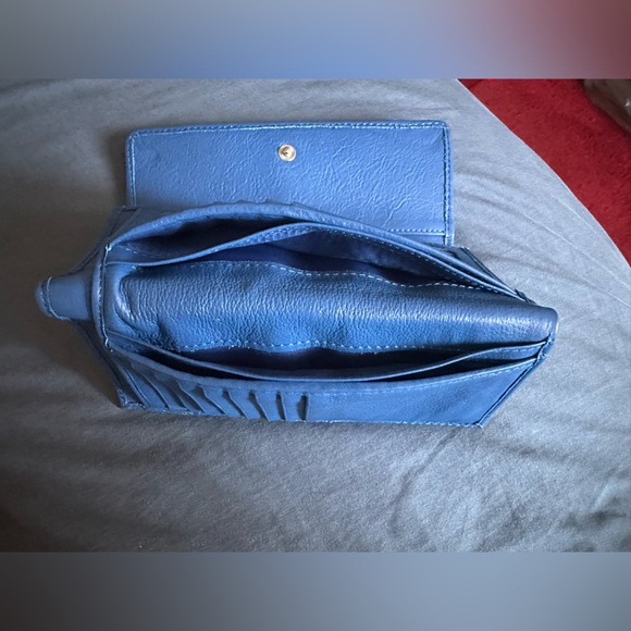 NWOT Leather Woven Short Flap - Picture 7 of 8